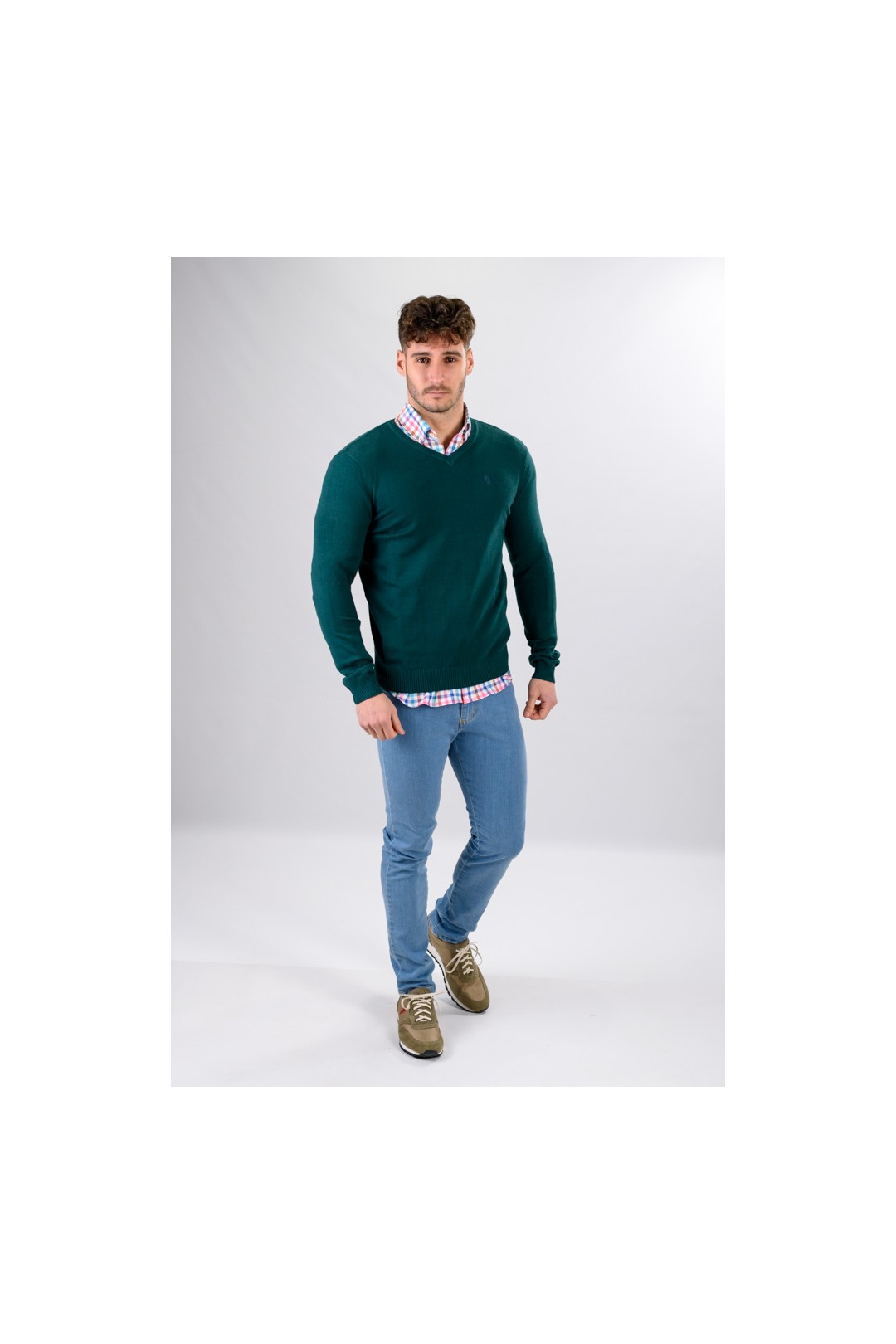 PULL-OVER À COL EN V VERT BOUTEILLE