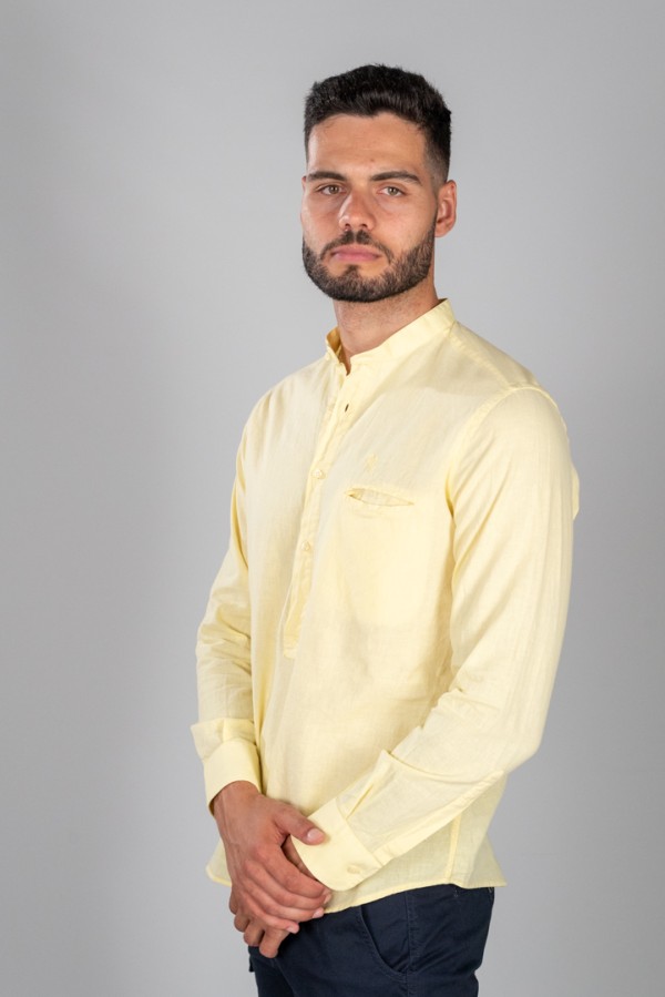 CAMISA POLERA MAHO CON BOLSILLO AMARILLO 2