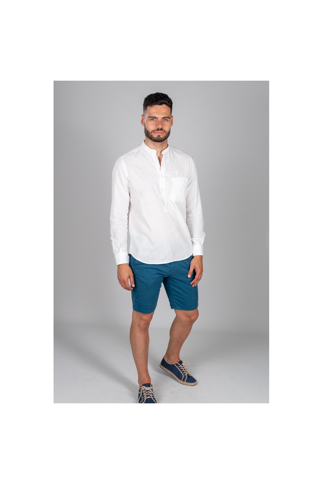 CAMISA POLERA MAHO CON BOLSILLO BLANCO