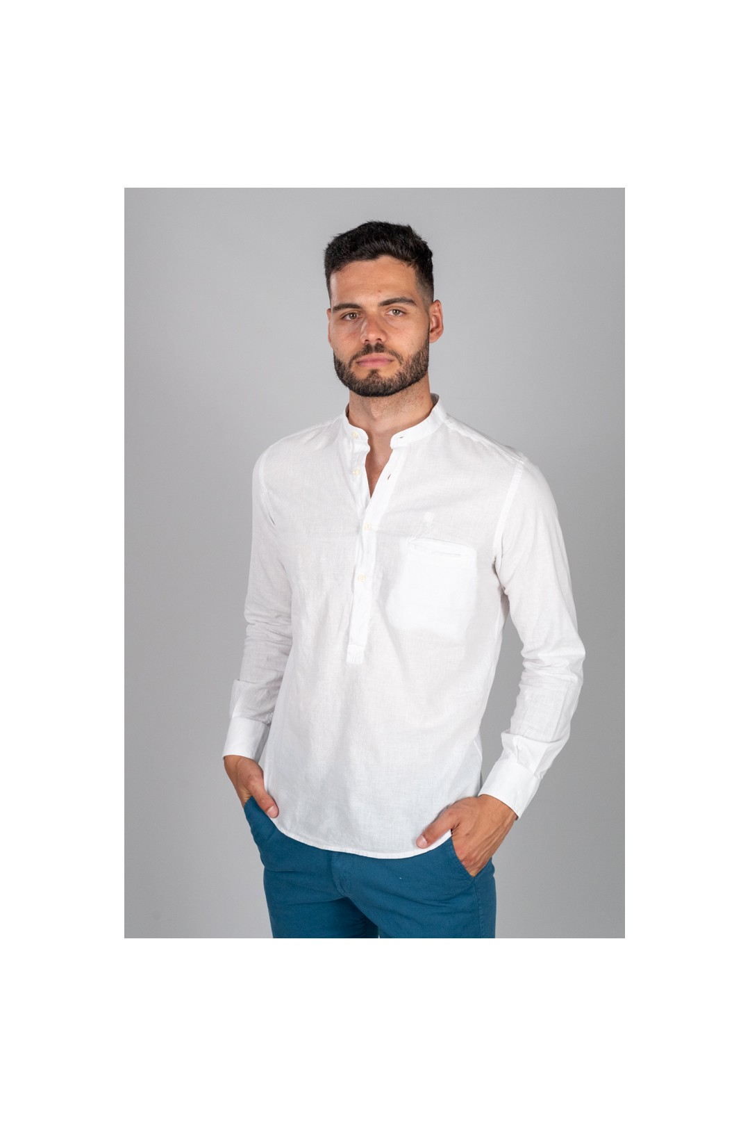 CAMISA POLERA MAHO CON BOLSILLO BLANCO