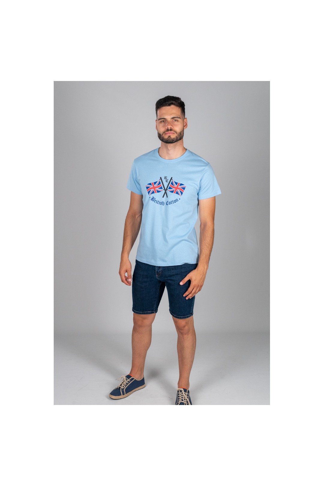 T-SHIRT BLEU CLAIR AVEC DRAPEAUX BRITANNIQUES