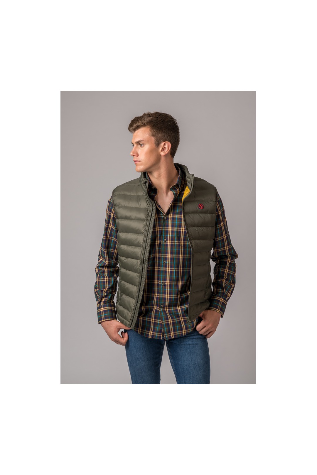 CHALECO HOMBRE LUGO VERDE KAKI