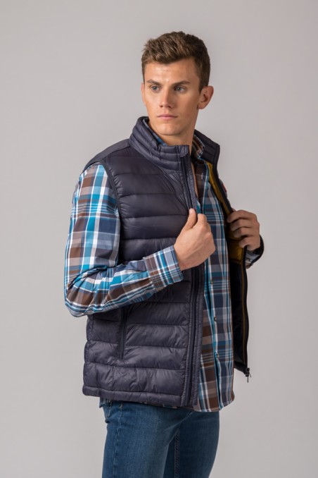 CHALECO DE HOMBRE LUGO. AZUL MARINO CHALECO DE HOMBRE LUGO. AZUL MARINO