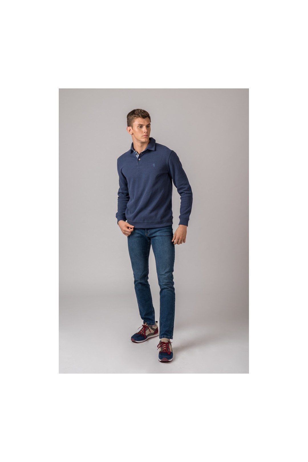 POLO MANGA LARGA AZUL MARINO