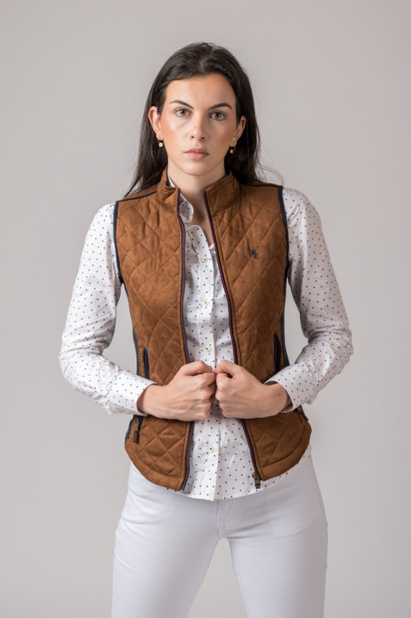 Chaleco para mujer acedera color cobre de antelina 2