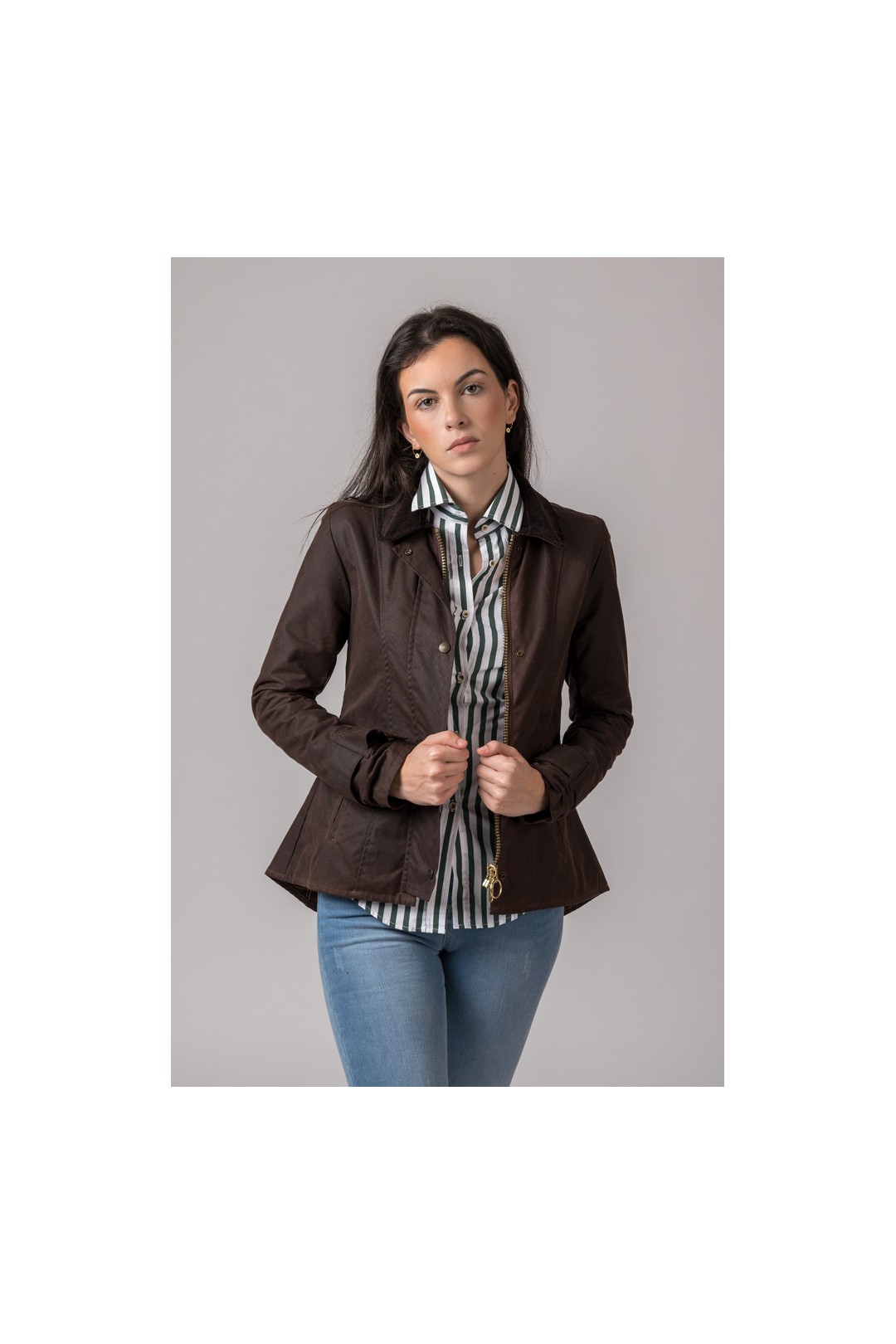VESTE CIRÉE AMBRE POUR DAMES. COULEUR BRUN