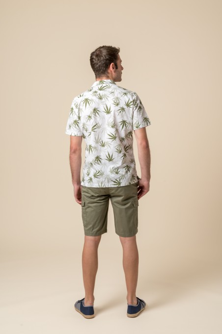 CAMISA ESTAMPADA HOJAS
