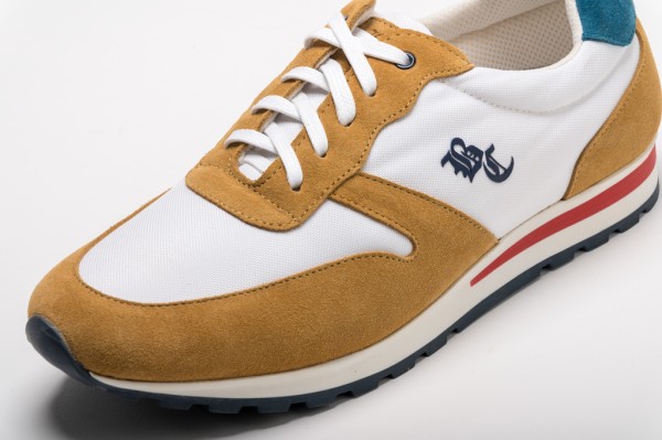 Calzado para hombre sneaker deportiva mostaza y blanca 2