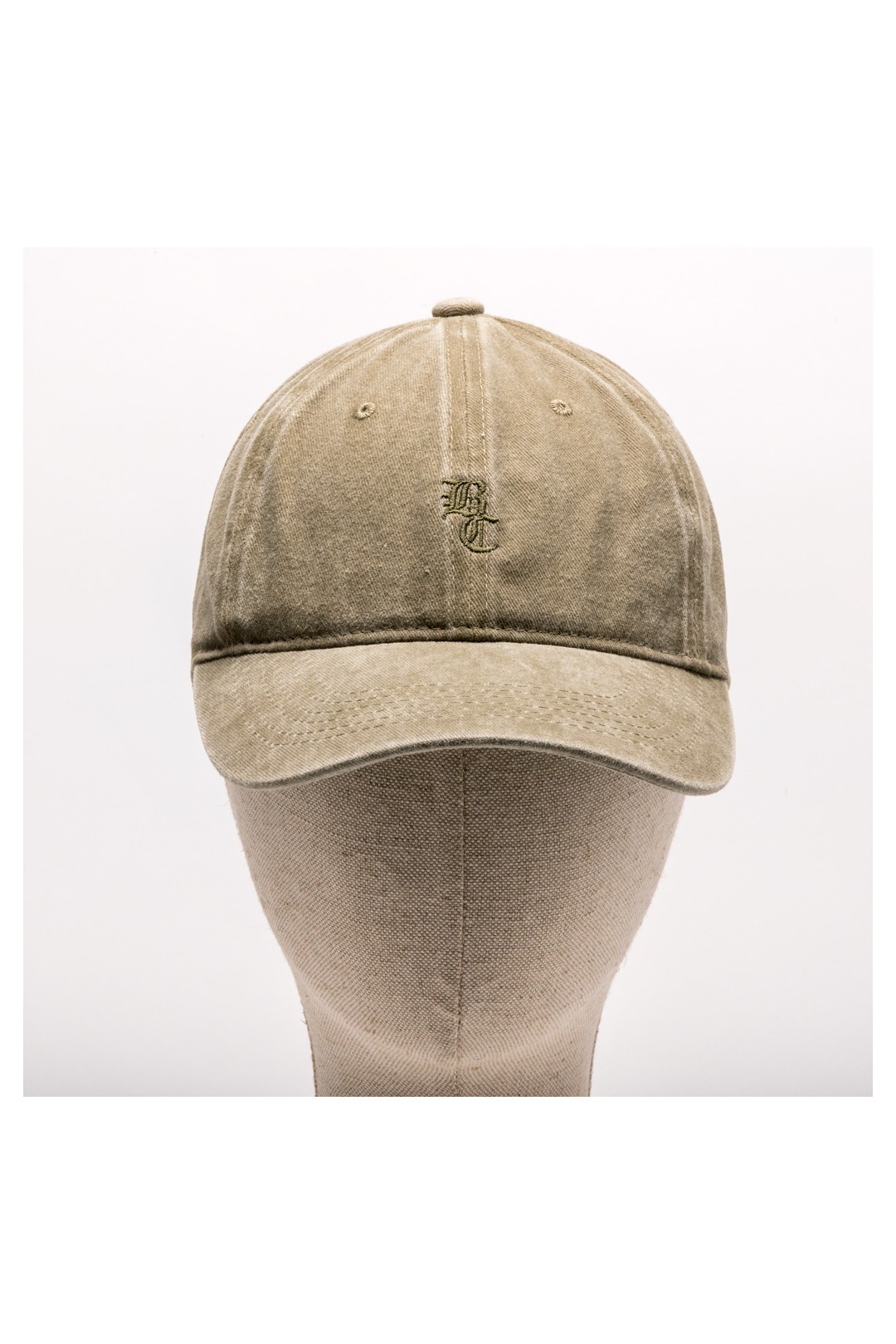 GORRA LISA BORDADA BC VERDE KAKI