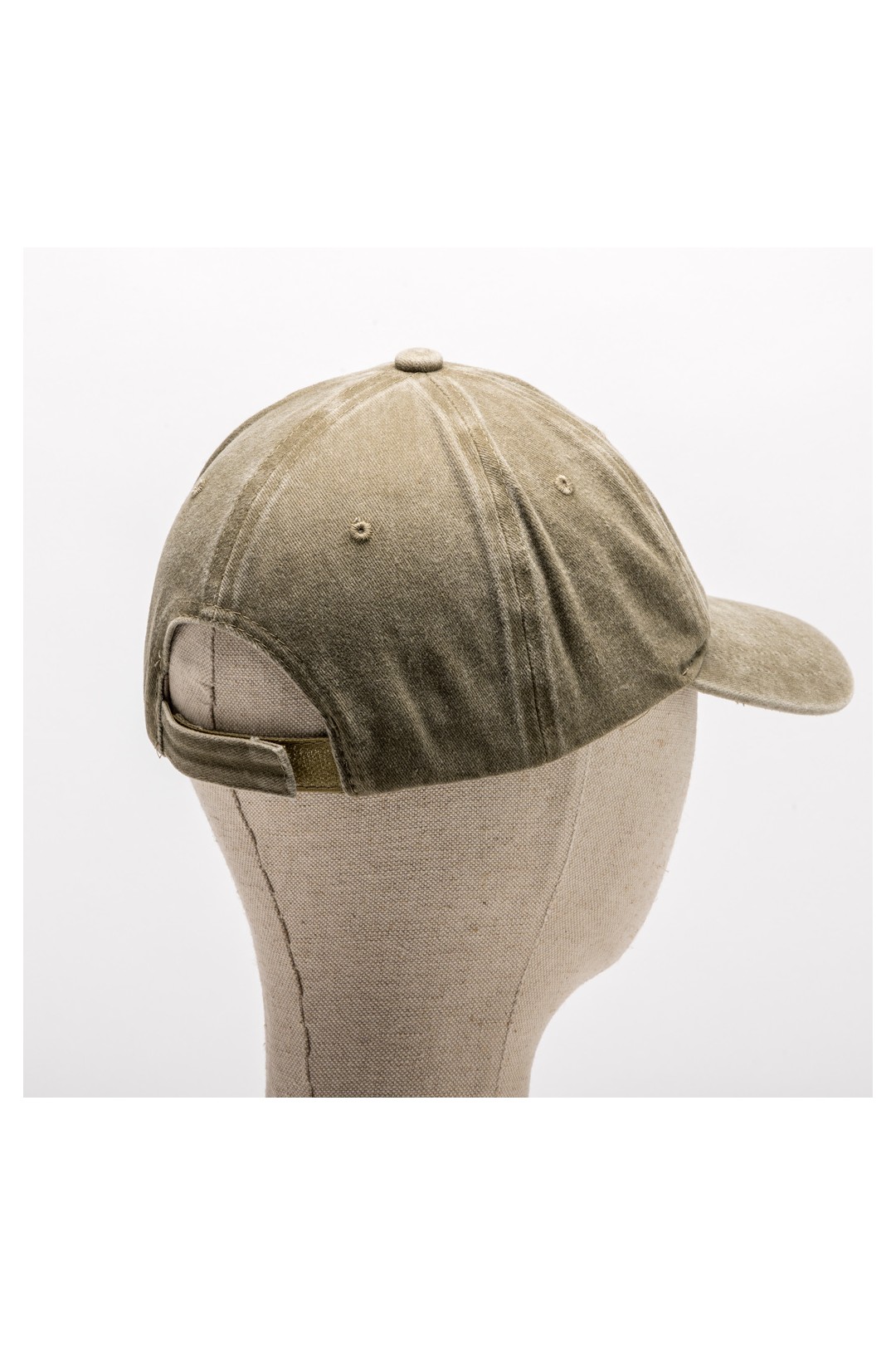 GORRA LISA BORDADA BC VERDE KAKI