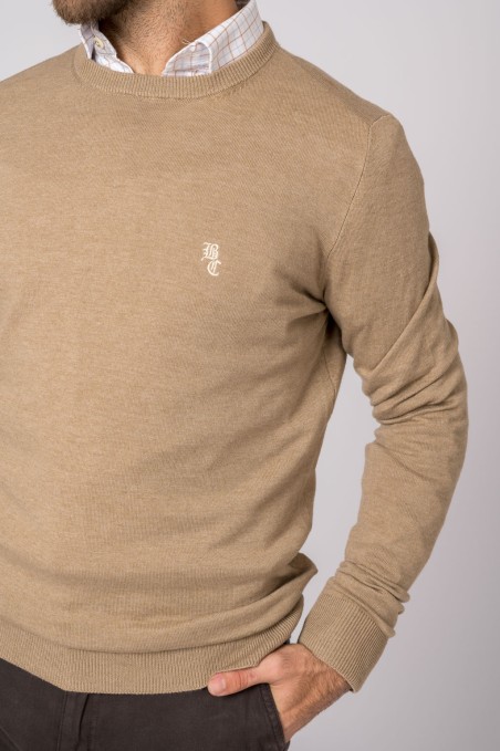SUETER CUELLO REDONDO MARRÓN