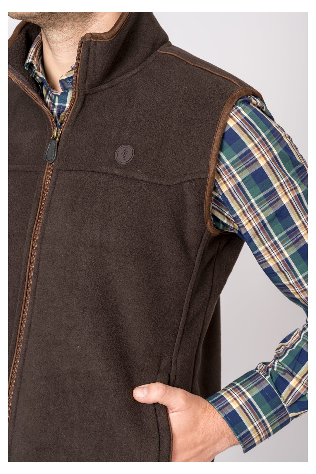 GILET EN POLAIRE MARRON