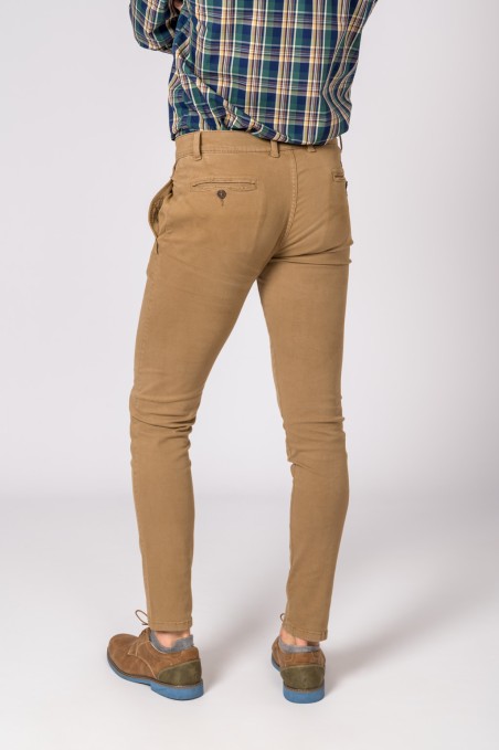PANTALON CHINO SLIM CAMEL