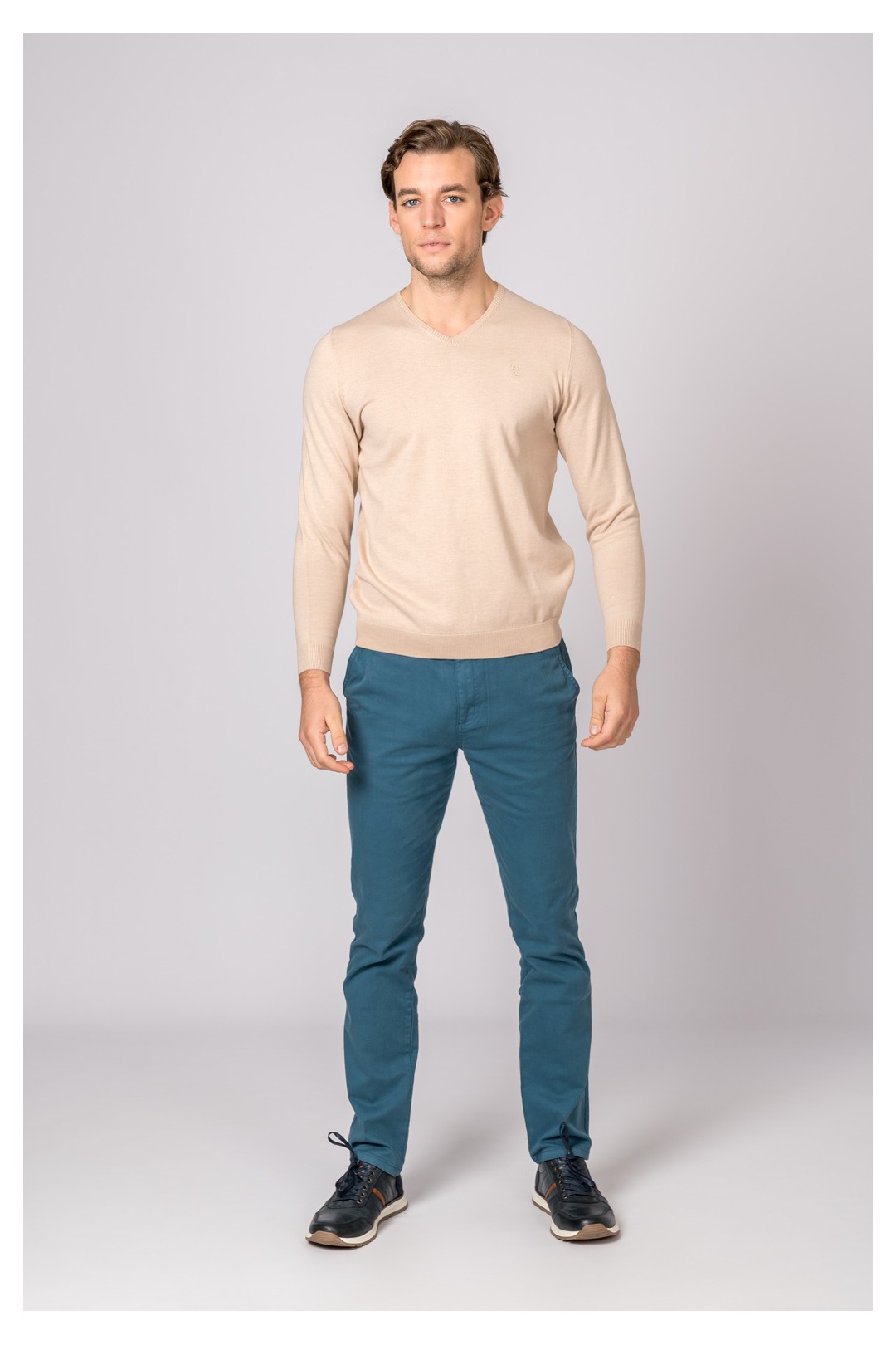 SUETER CUELLO PICO BEIGE