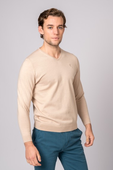 SUETER CUELLO PICO BEIGE