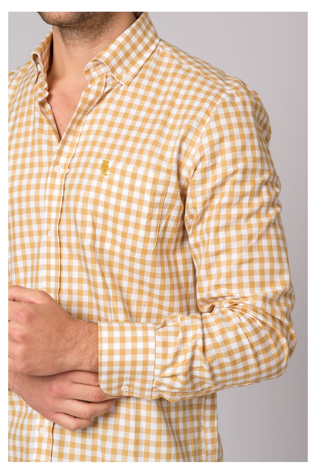 CAMISA CUADROS MOSTAZA Y BLANCO