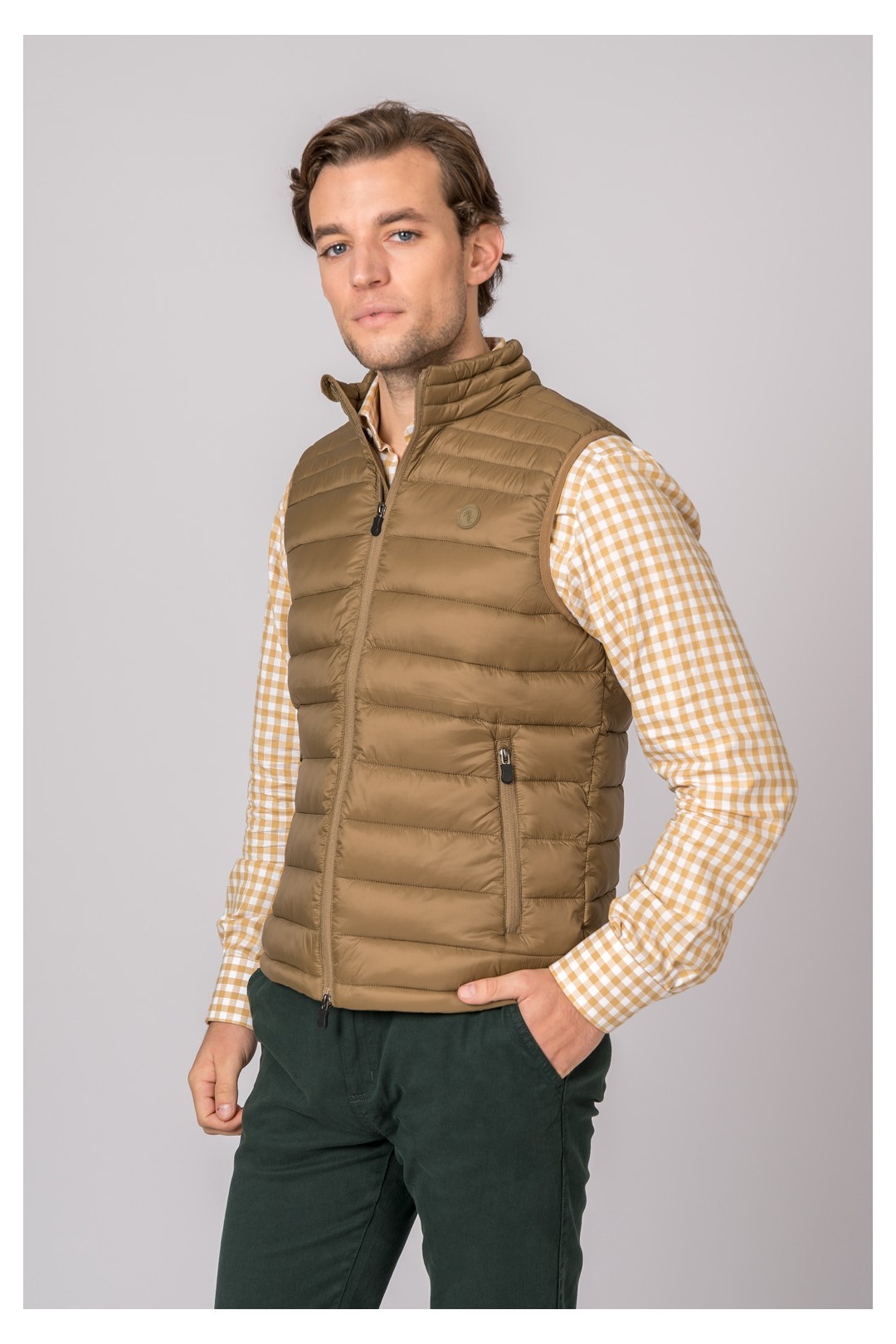 CHALECO DE HOMBRE NIZA CAMEL