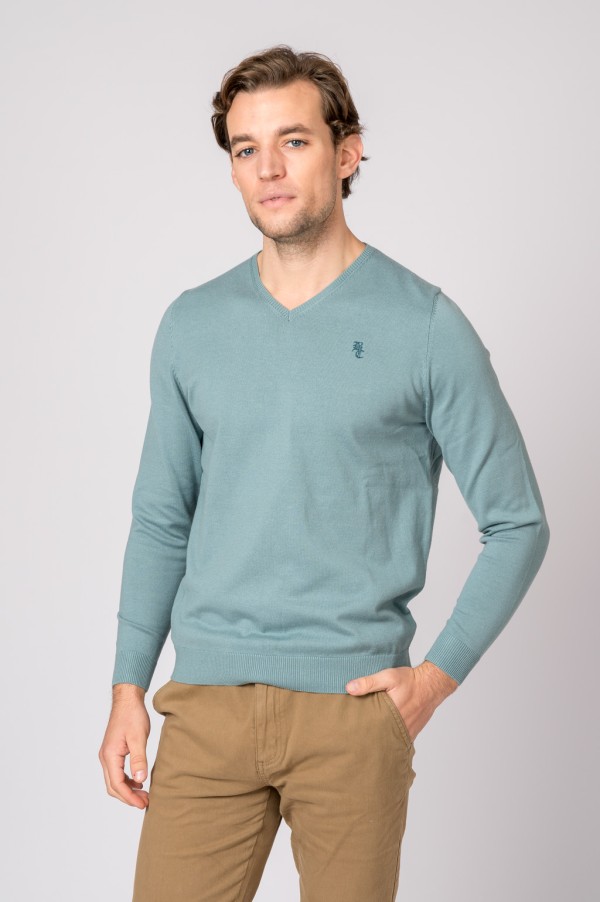 SUETER CUELLO PICO VERDE 2