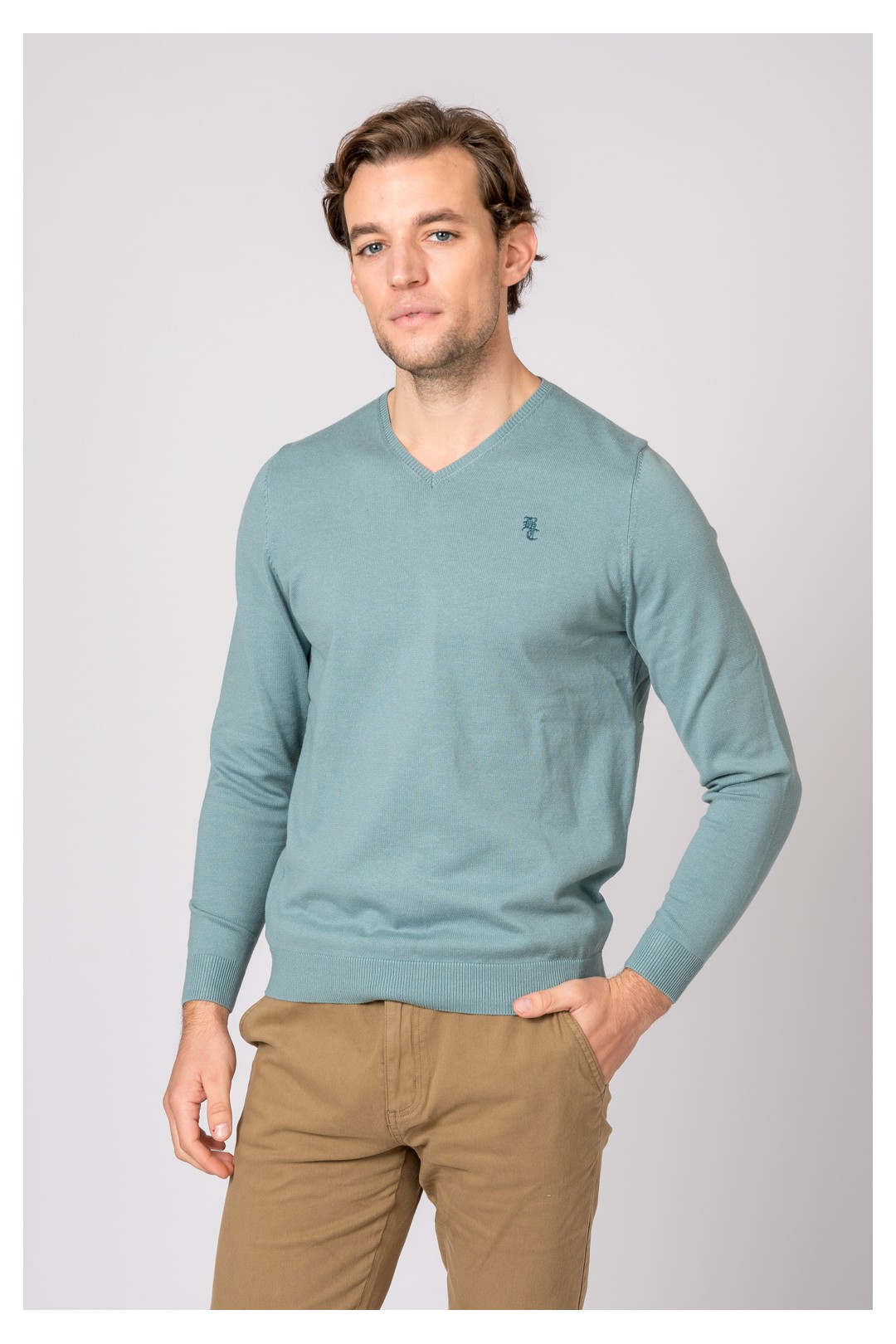 SUETER CUELLO PICO VERDE