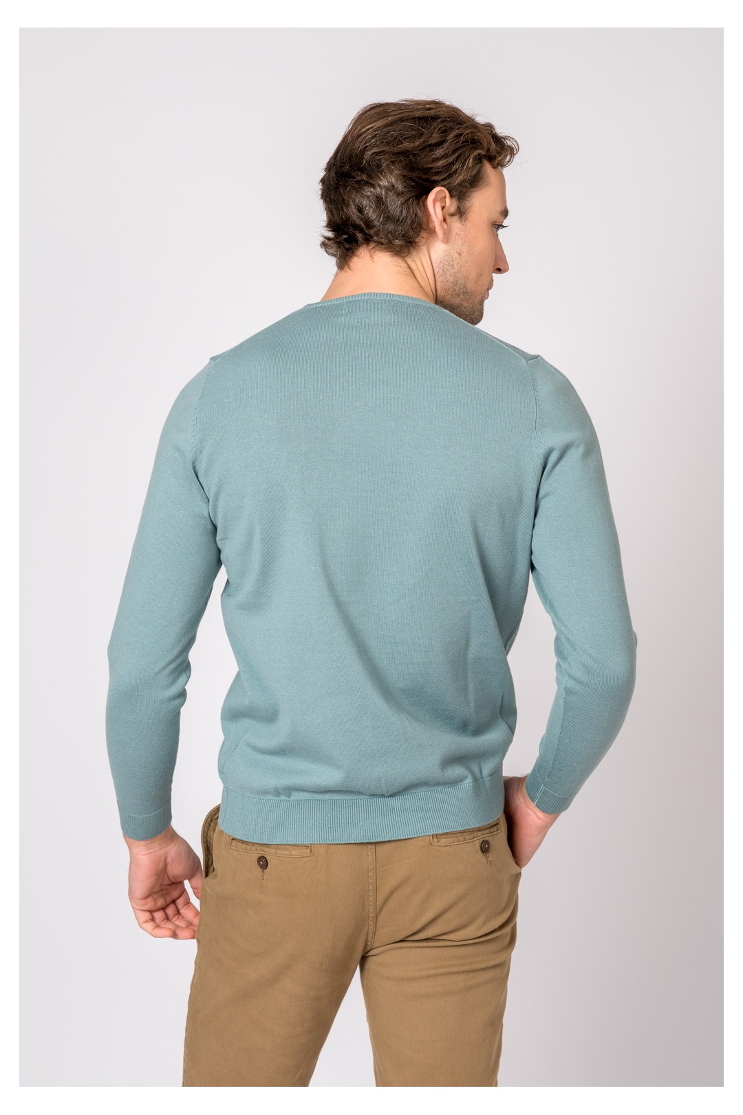 SUETER CUELLO PICO VERDE