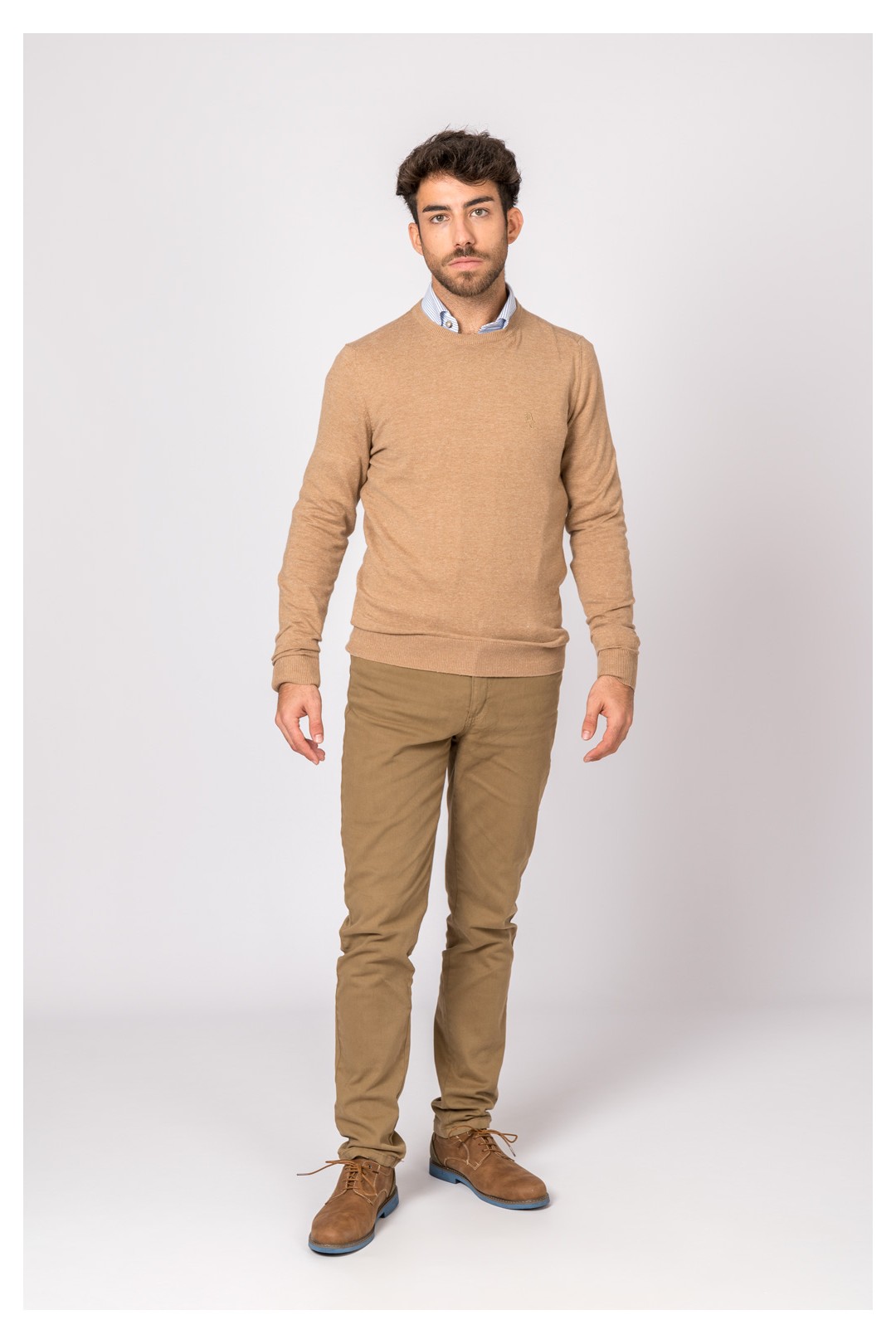 SUETER CUELLO REDONDO CAMEL
