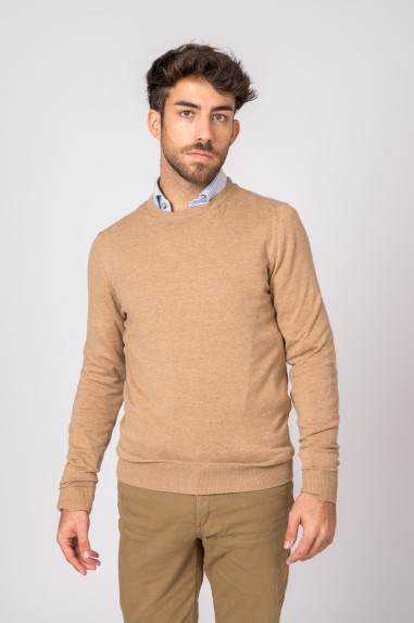 SUETER CUELLO REDONDO CAMEL