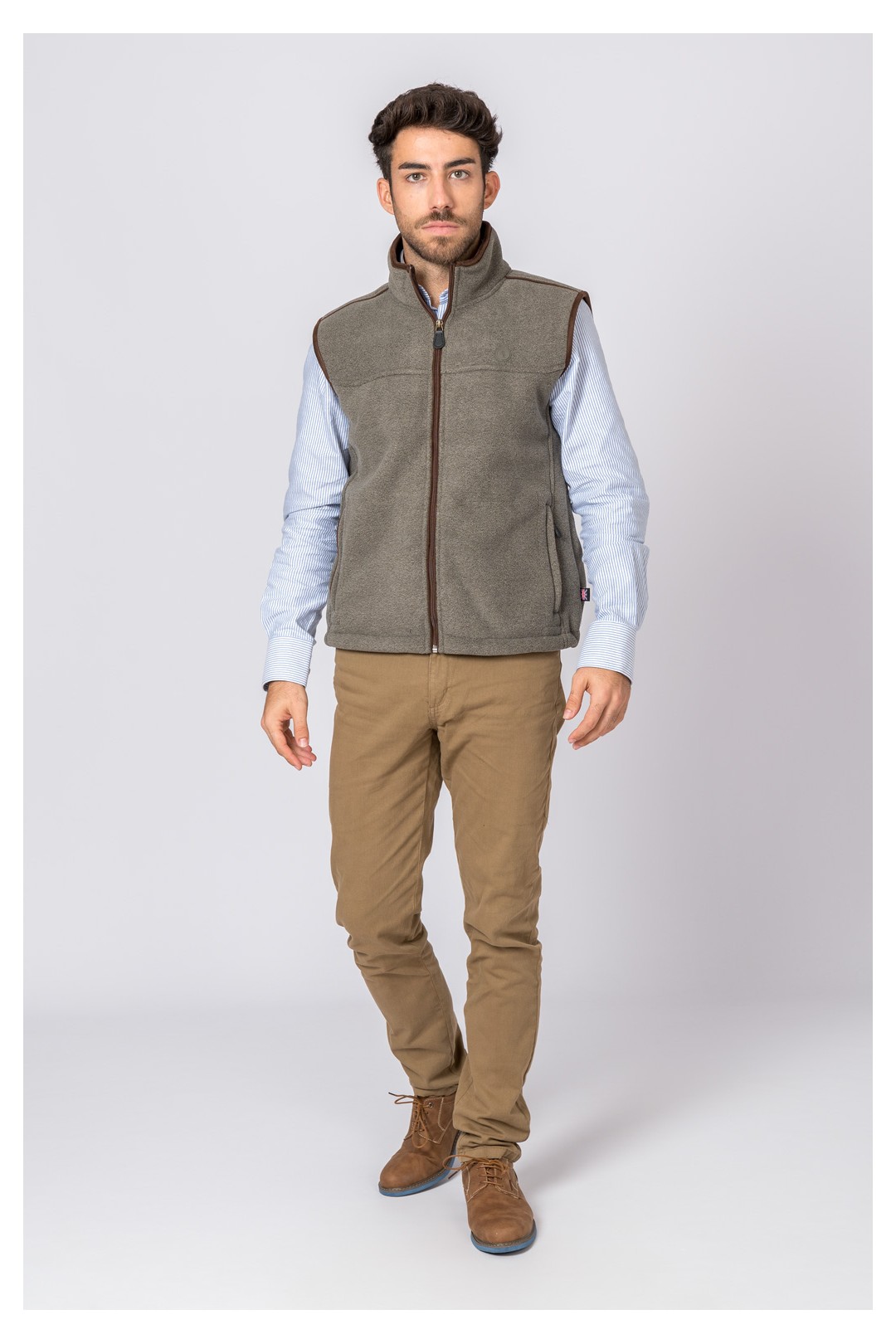 CHALECO POLAR GRIS