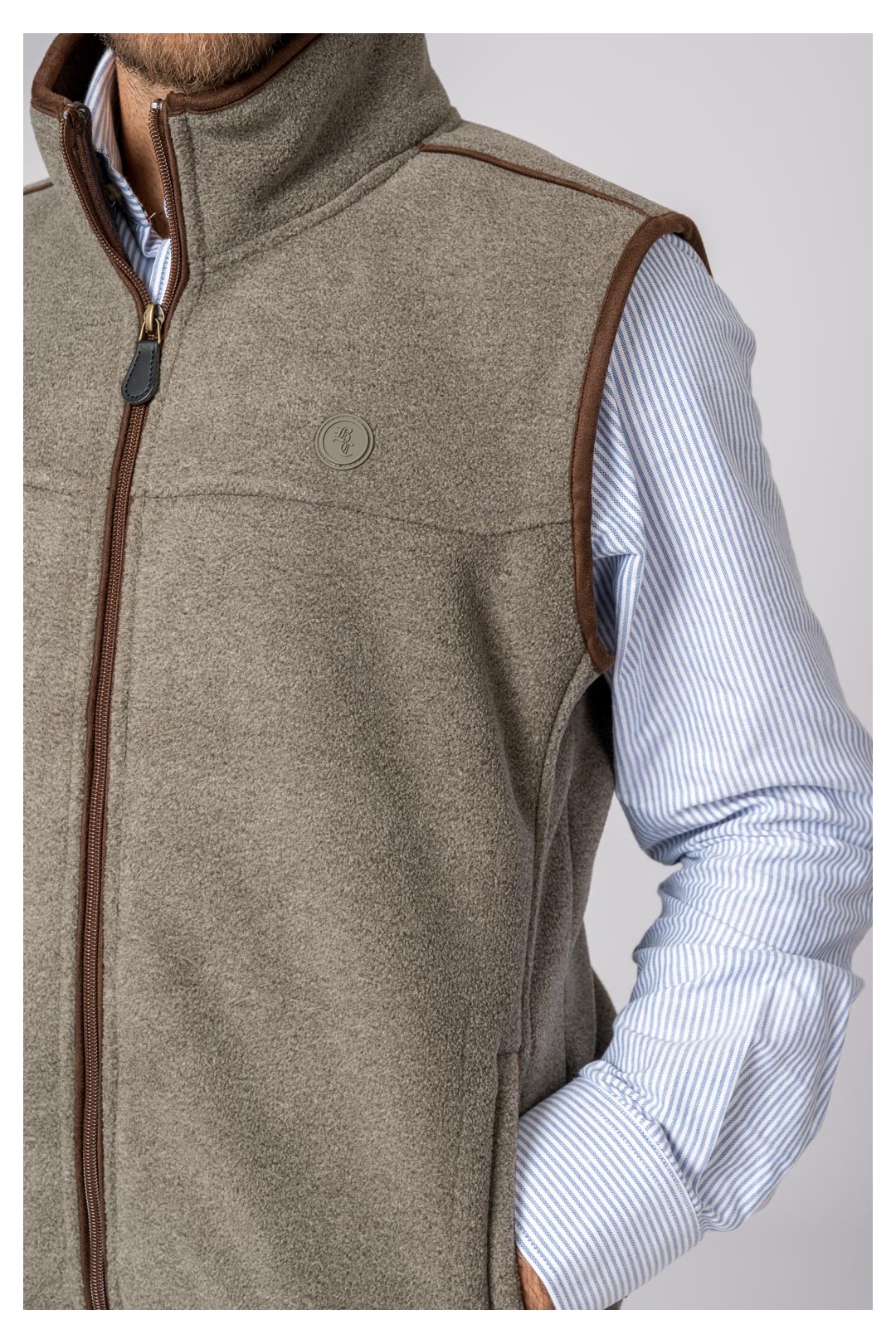 GILET EN POLAIRE GRIS