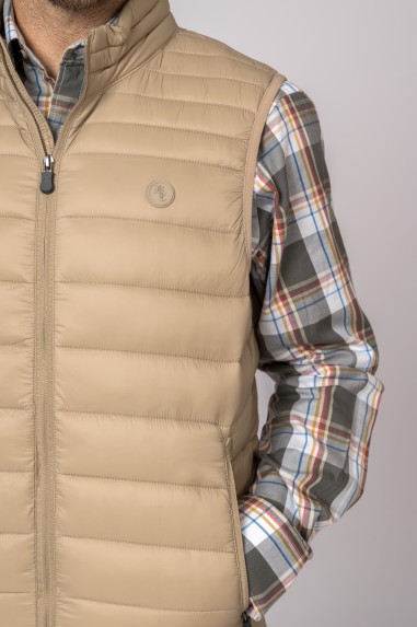 CHALECO DE HOMBRE NIZA BEIGE