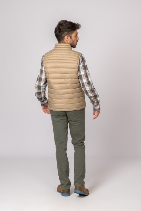 CHALECO DE HOMBRE NIZA BEIGE CHALECO DE HOMBRE NIZA BEIGE