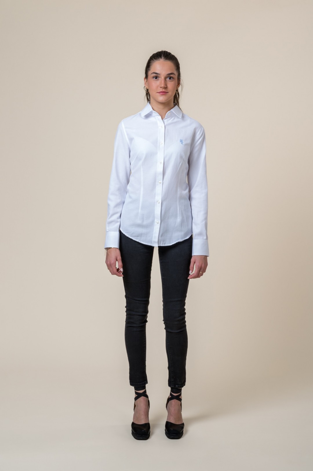 WHITE SHIRT