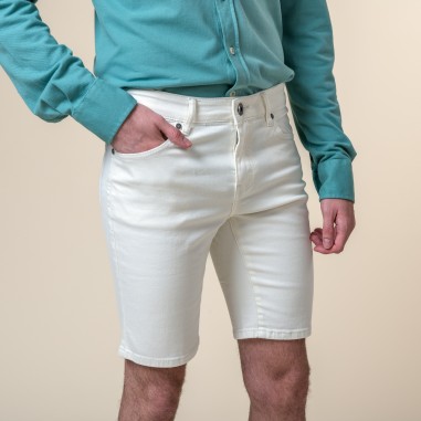PANTALONCINI IN DENIM SLIM SABBIA
