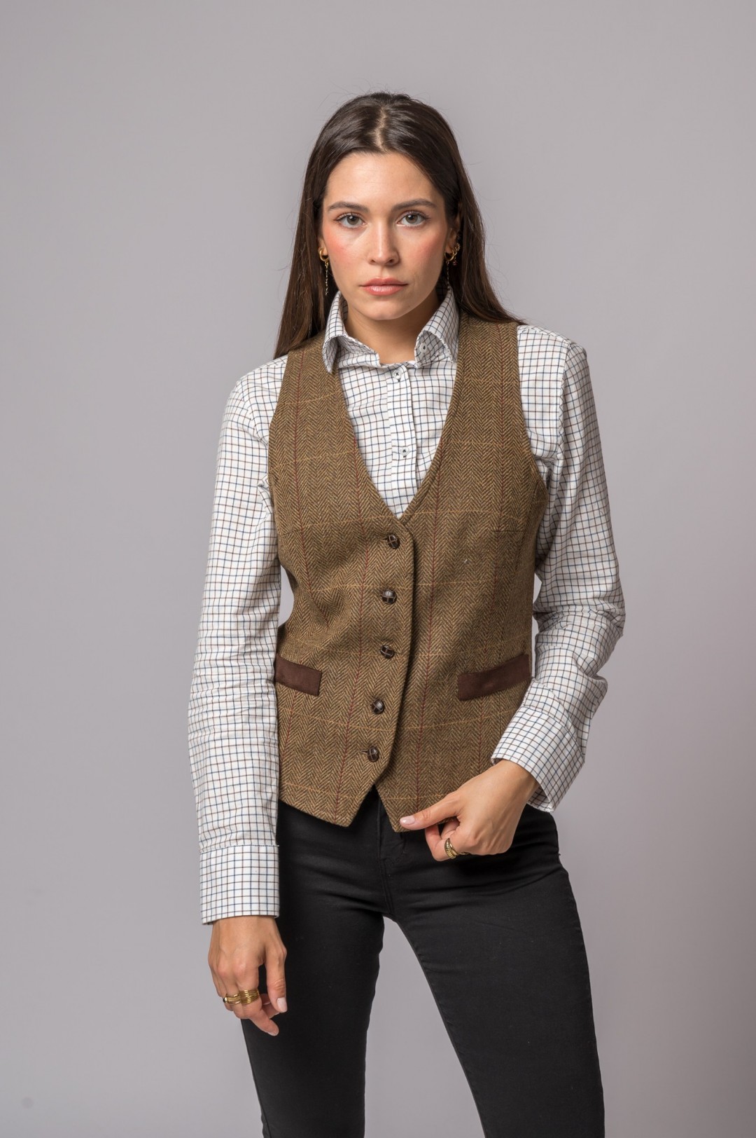 WOOL VEST WITH HERRINGBONE AND RED STRIPES
