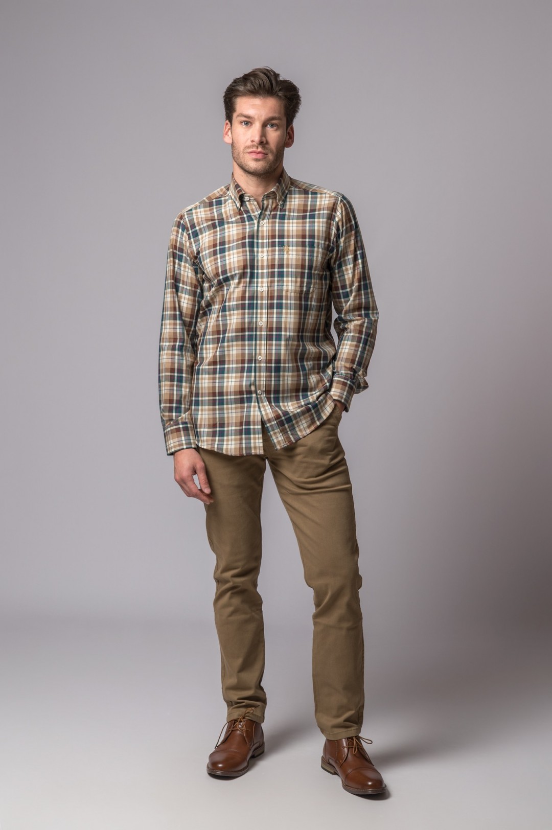 CAMISA XADREZ CAMEL, CRU E VERDE-GARRAFA