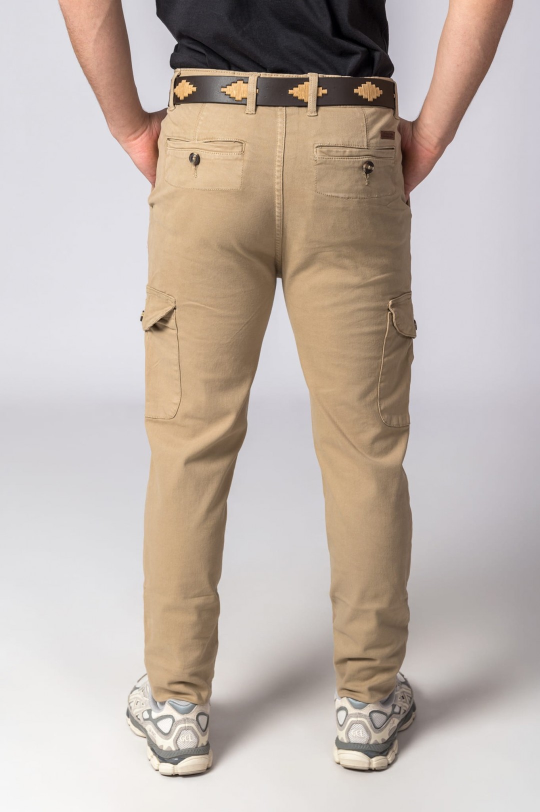 PANTALONI CARGO CAMMELLO