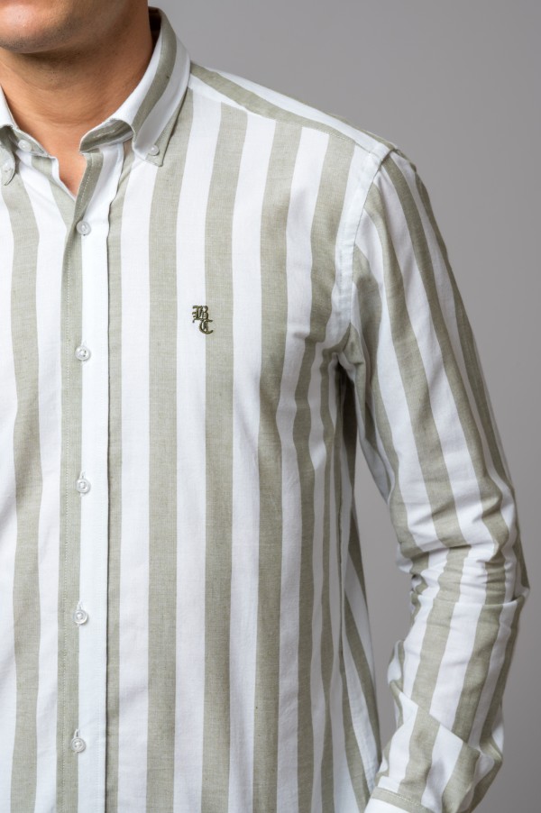 CHEMISE À RAYURES VERTES ET BLANCHES 2