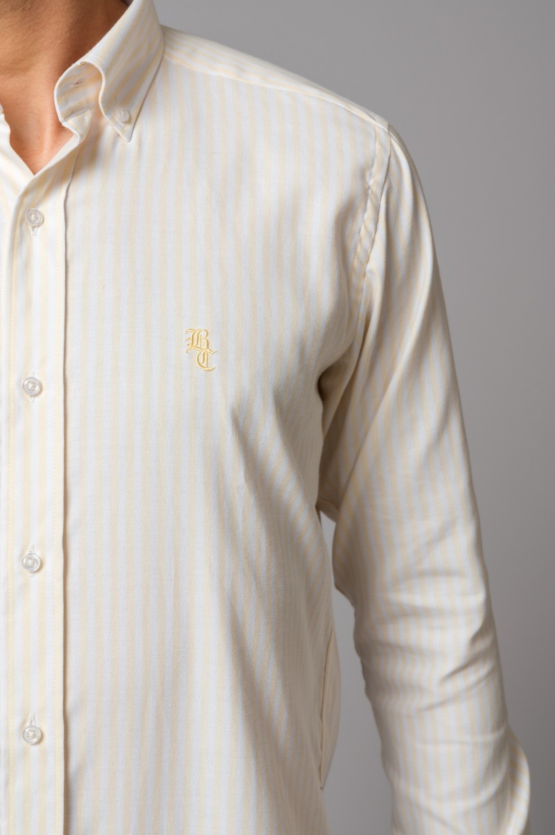 CAMISA RAYA AMARILLO PASTEL