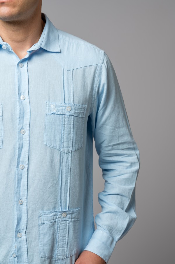 CAMISA GUAYABERA AZUL CELESTE 2