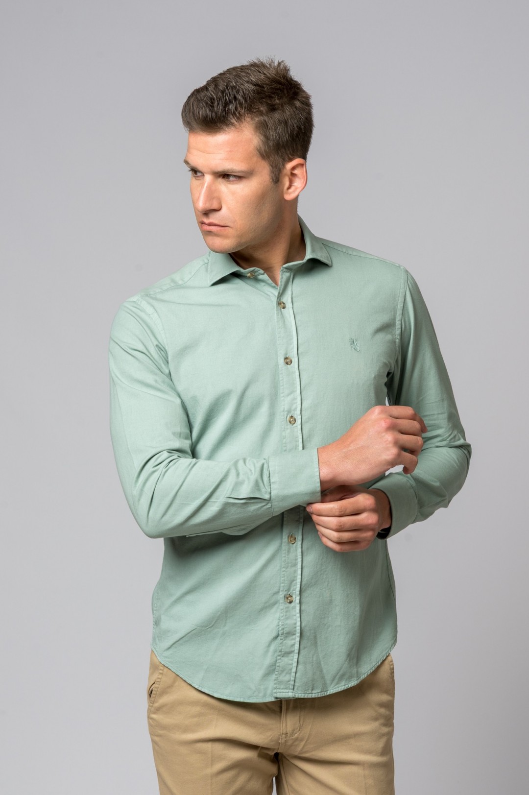 CAMISA VERDE GRISACEO