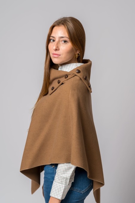 CAMEL MOUFLON CAPE