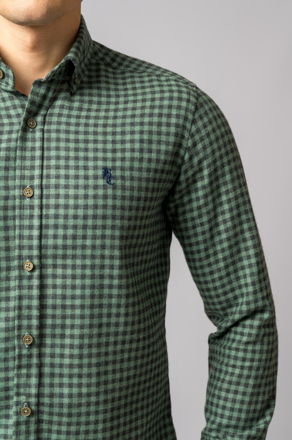 CAMISA CUADROS VERDE Y NEGRO 2