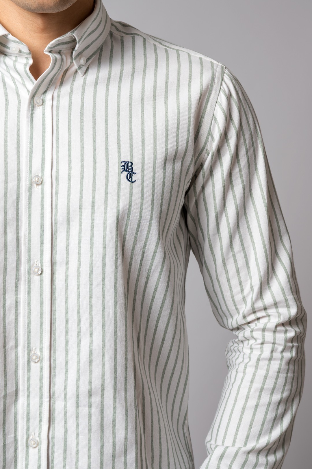 CAMISA RAYAS VERDE PASTEL