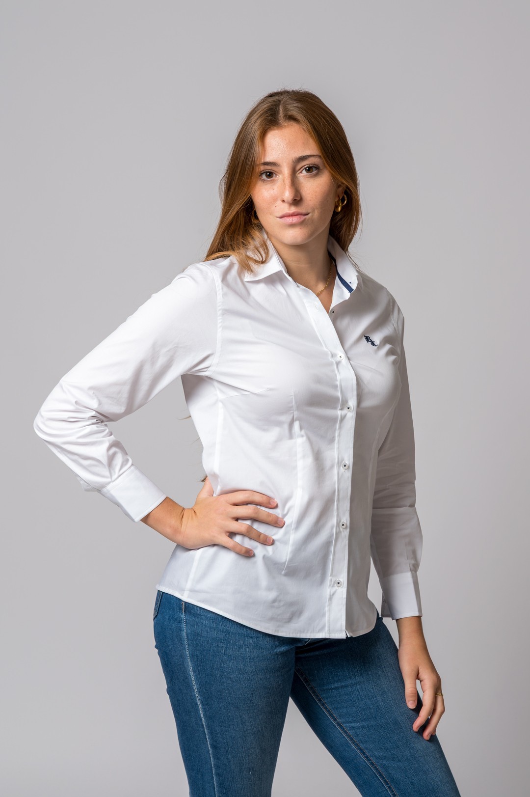 CAMISA LISA NIEVE
