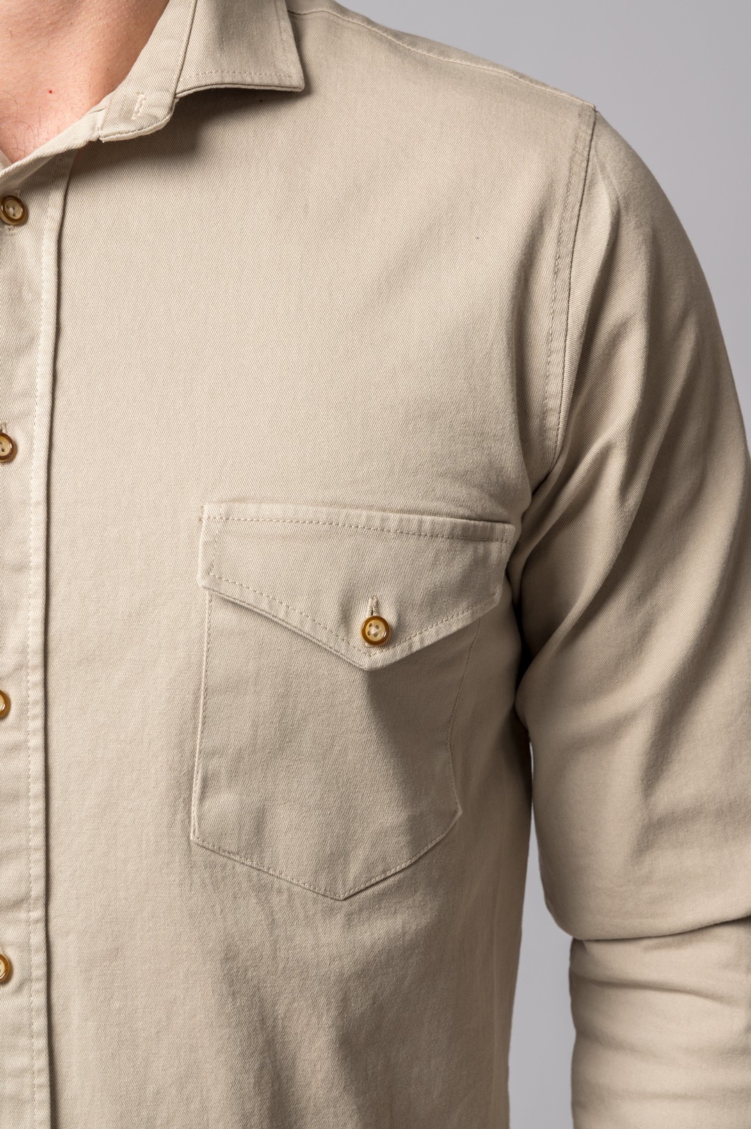 SOBRECAMISA BOLSILLOS CREAM