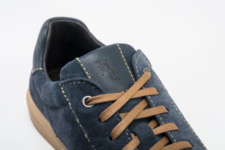 ZAPATILLA PIEL AZUL MARINO