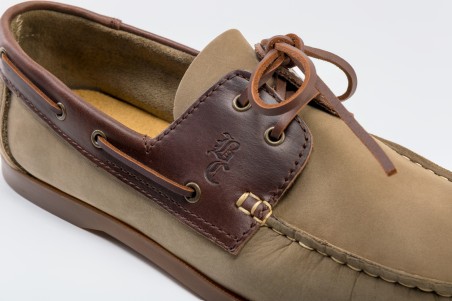ZAPATO NÁUTICO PIEL VERDE KAKI