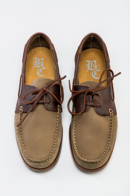 ZAPATO NÁUTICO PIEL VERDE KAKI