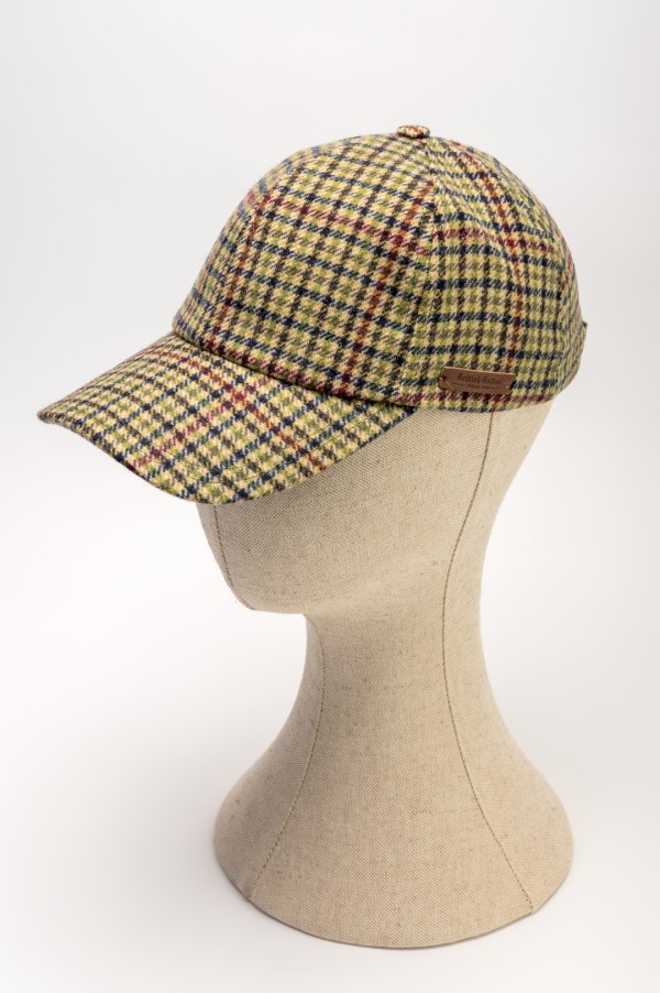 BASEBALL CAP WITH CROW'S LEG