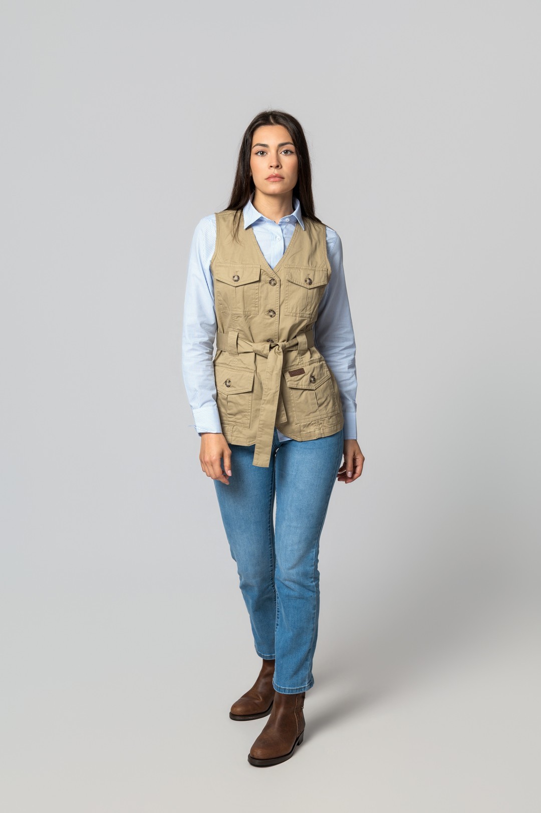 CHALECO SAHARIANA 4 BOLSILLOS BEIGE