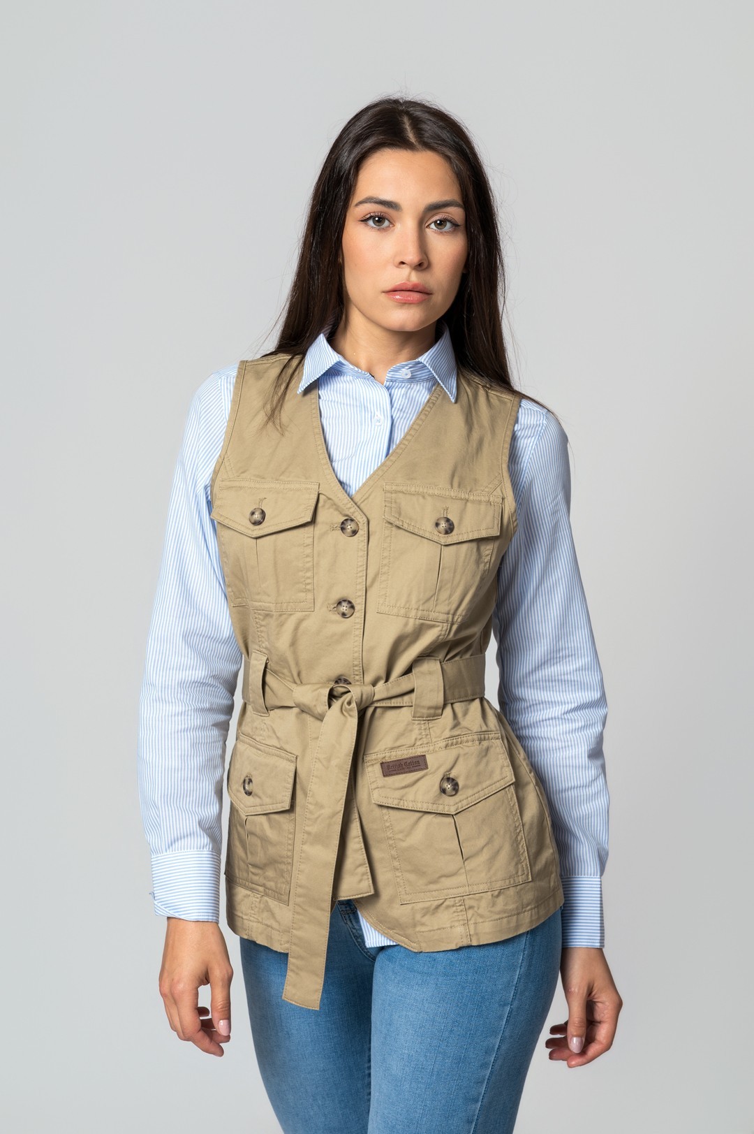 CHALECO SAHARIANA 4 BOLSILLOS BEIGE
